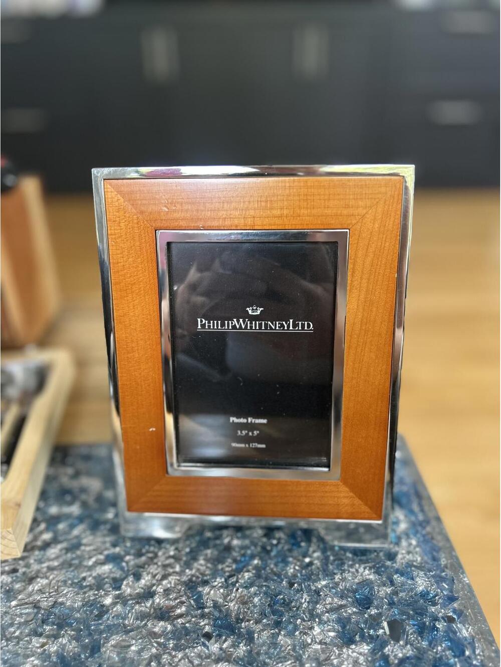 Elegant Philip Whitney LTD Photo Frame - 3.5" x 5"